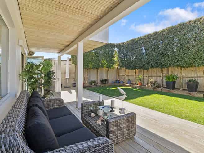 1/7 Elizabeth Street, Orewa