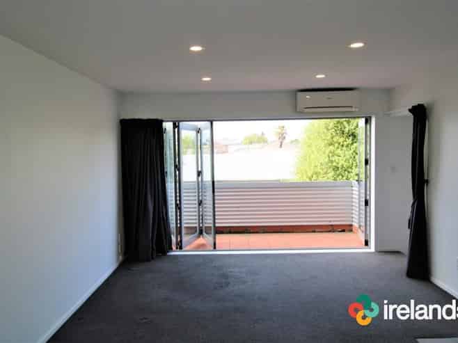 2/443 Hereford St , Linwood