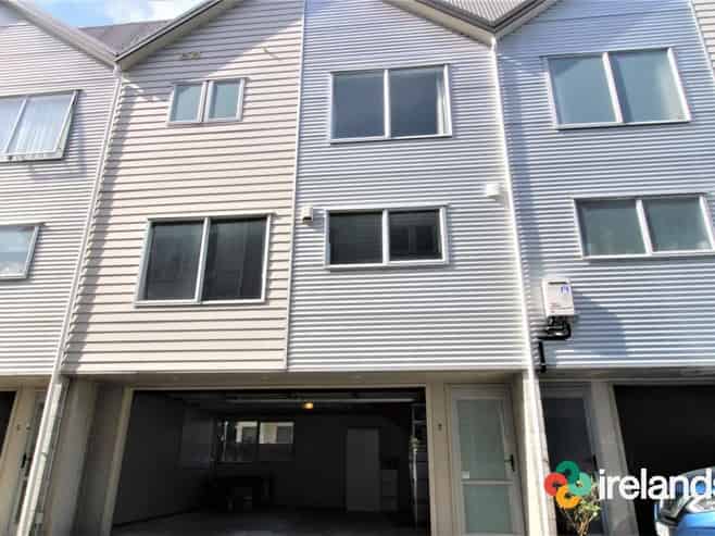2/443 Hereford St , Linwood