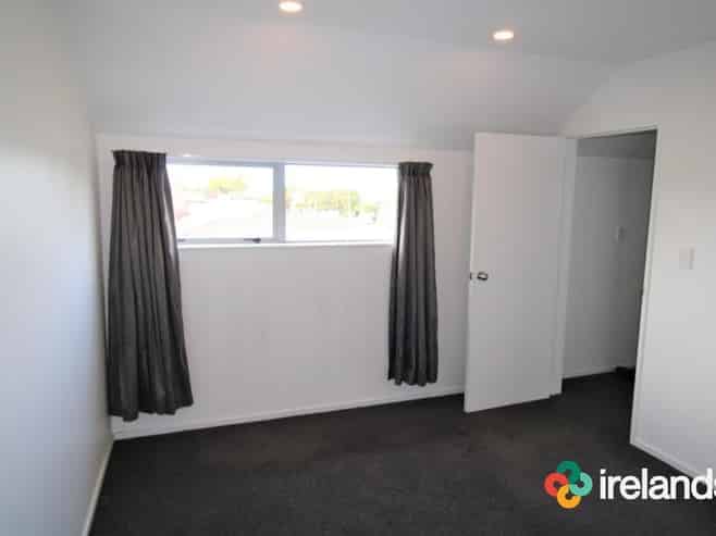 2/443 Hereford St , Linwood
