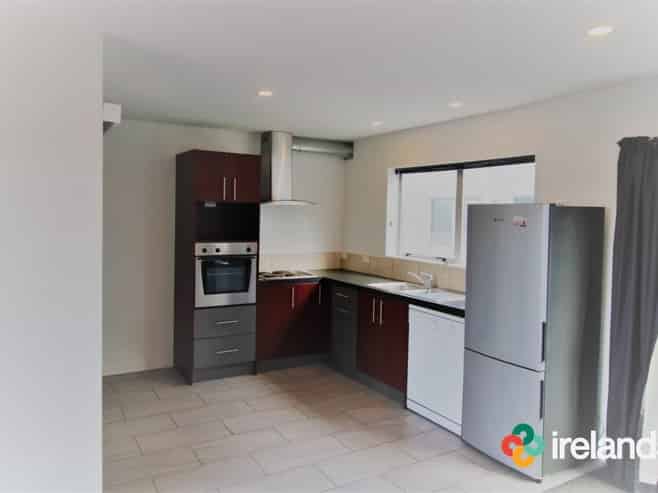 2/443 Hereford St , Linwood
