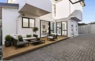 5A Pasteur Place, New Windsor