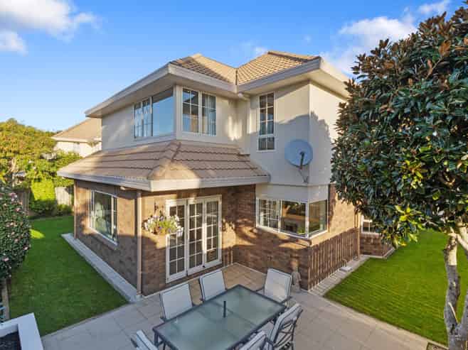 97B The Drive, Epsom