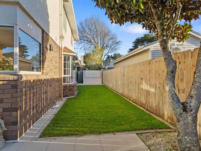 97B The Drive, Epsom