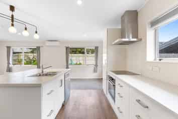 1/45 Bay Street, Red Beach