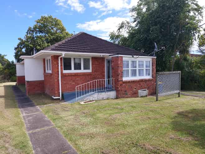 1/27 Exmouth Road, Northcote