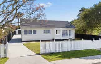 15 Rice Crescent, Papakura