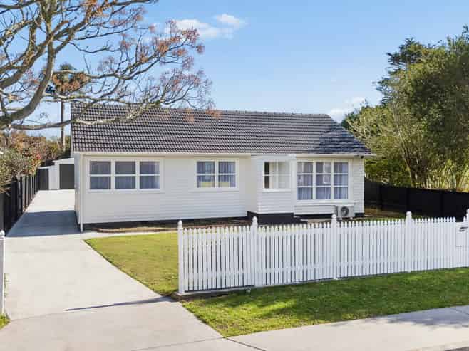 15 Rice Crescent, Papakura