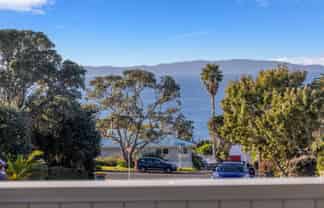 1391 Whangaparaoa Road, Army Bay