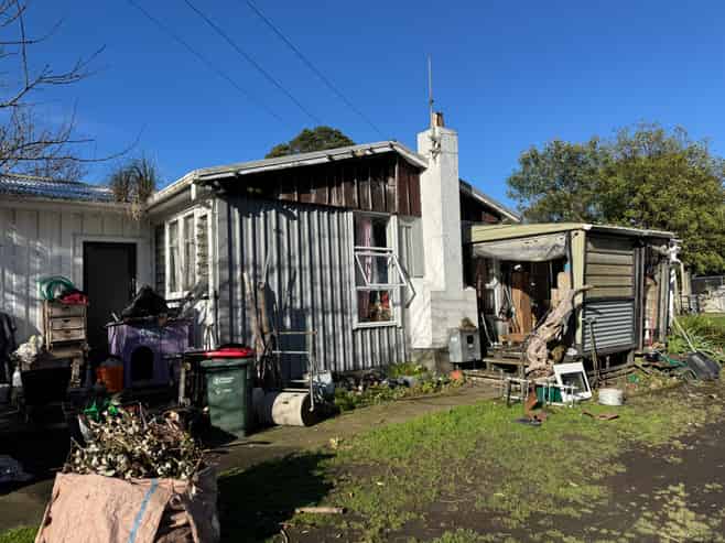 23 Leslie Street, Waitara