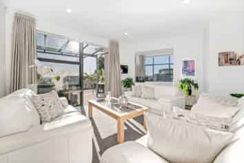 11 Brooke Ridge Rise, East Tamaki Heights