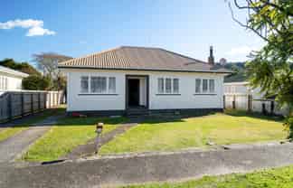 10 Leese Street, Taumarunui