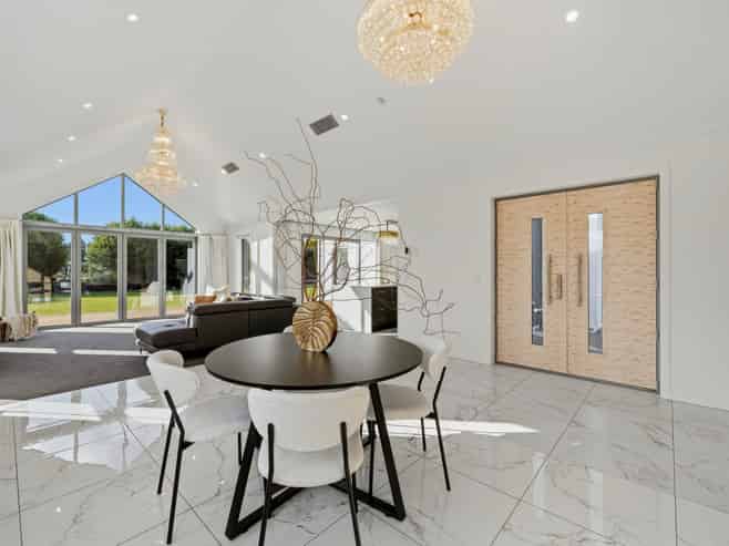 2 Marama Avenue South, Otatara