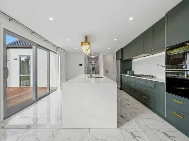2 Marama Avenue South, Otatara