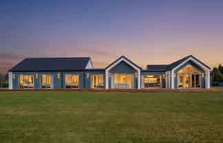 2 Marama Avenue South, Otatara