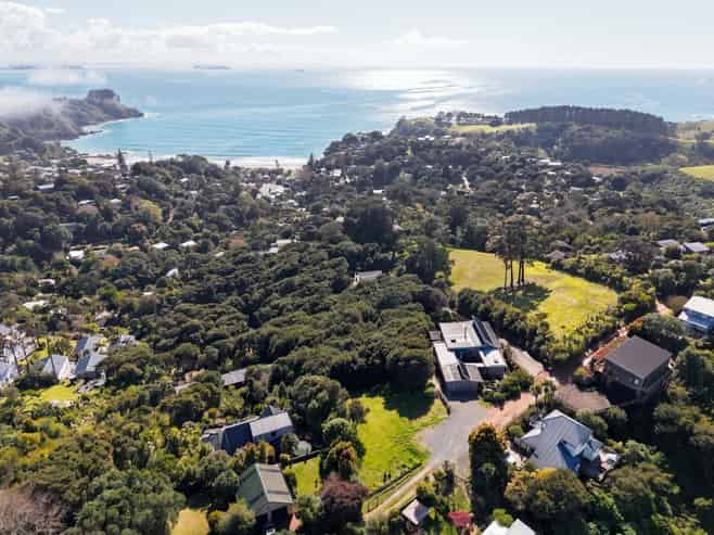 62C Hill Road, Palm Beach