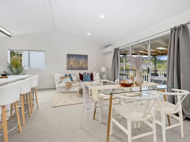 1071 Whangaparaoa Road, Matakana