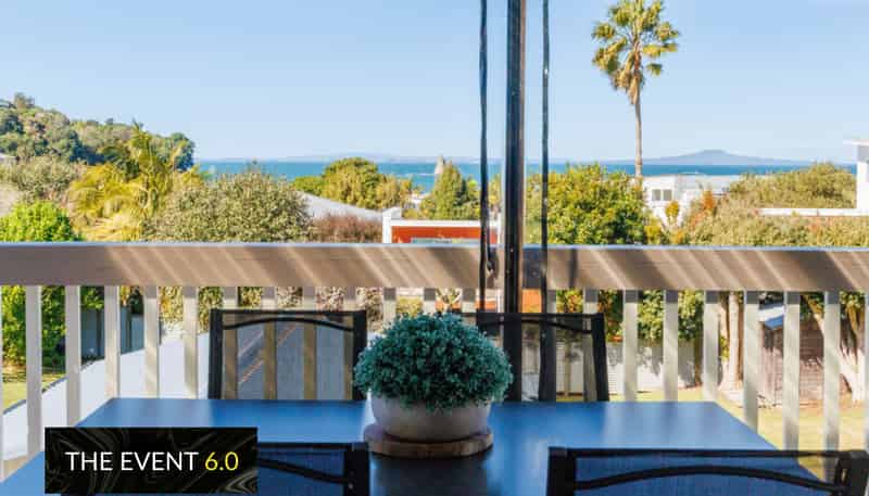 1071 Whangaparaoa Road, Matakatia