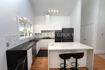 HIGH PROFILE HERNE BAY VILLA