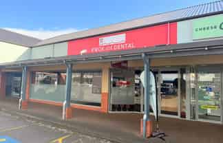 Profile Retail Space in Established Commercial Hub