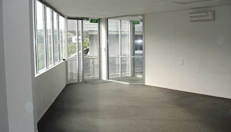 4/10 Canaveral Drive, Mairangi Bay
