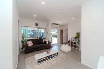 89A Derwent Street , Island Bay