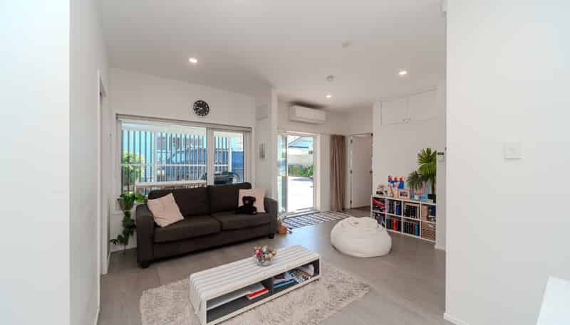 89A Derwent Street , Island Bay