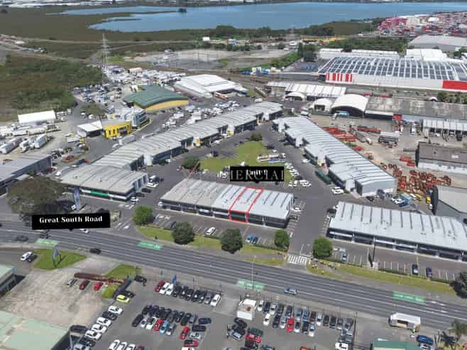 Road Front Unit & Available Now - 230sqm
