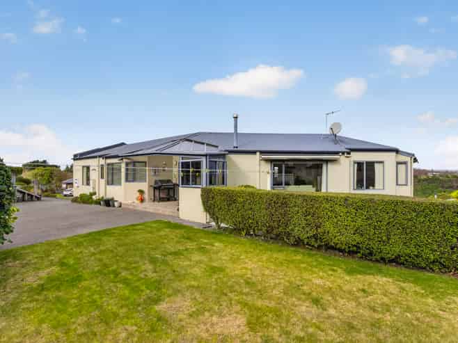 3 Julies Way, Rangatira Park