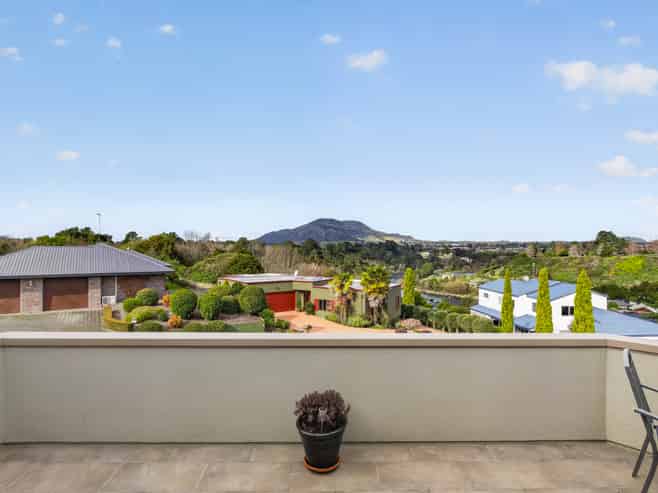 3 Julies Way, Rangatira Park