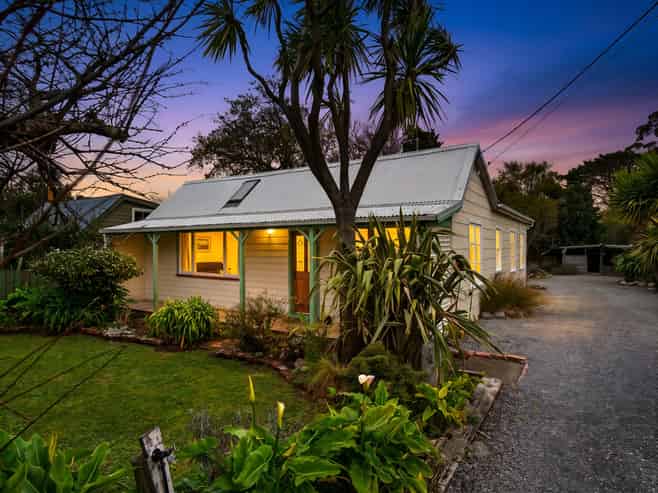 138 Fitzherbert Street, Featherston