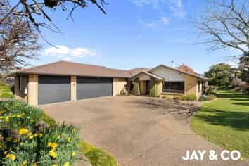 27 Monument Road, Clevedon