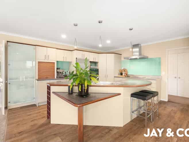27 Monument Road, Clevedon