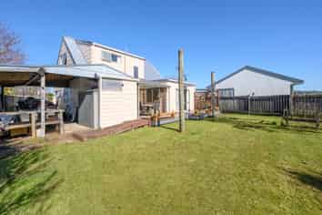 14 Solomon Street, Brookfield