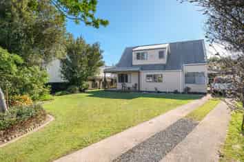 14 Solomon Street, Brookfield