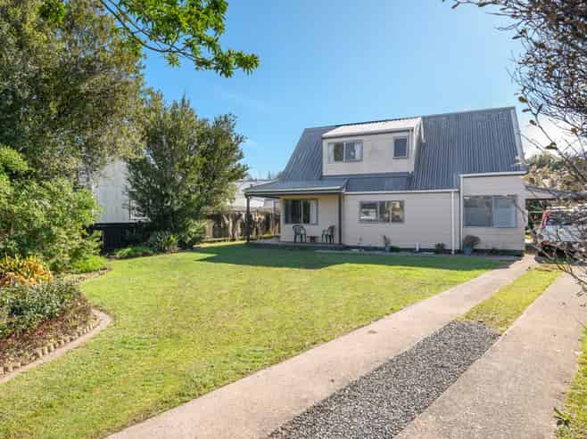 14 Solomon Street, Brookfield