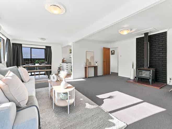 65 Reservoir Road, Sawyers Bay