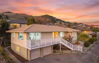 27 Idesia Grove, Richmond