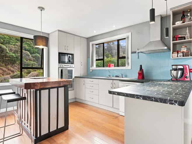 132 Somerville Street, WAVERLEY