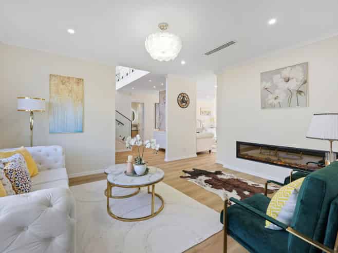 17  Ballyalton Crescent, Flat Bush
