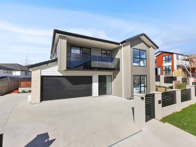 17  Ballyalton Crescent, Flat Bush