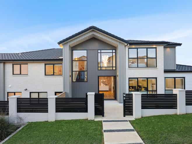17  Ballyalton Crescent, Flat Bush