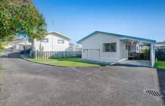 2/100 Brightside Road, Stanmore Bay