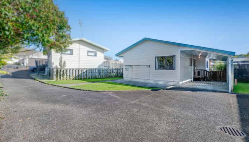 2/100 Brightside Road, Stanmore Bay