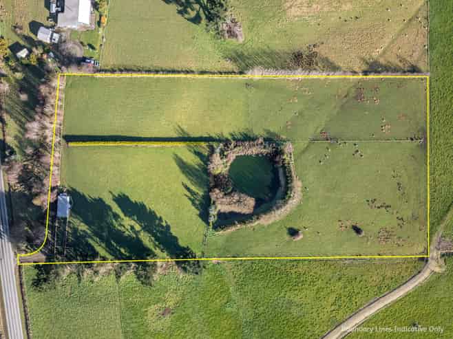 309B Lorne Dacre Road, Roslyn Bush