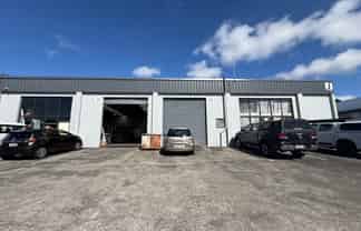 High Profile Corner Keeling Road Unit