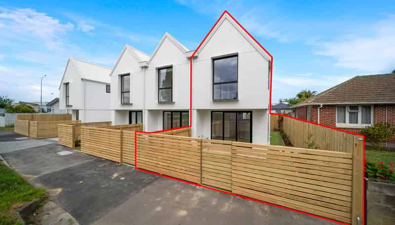 4/4 Mead St, Avondale