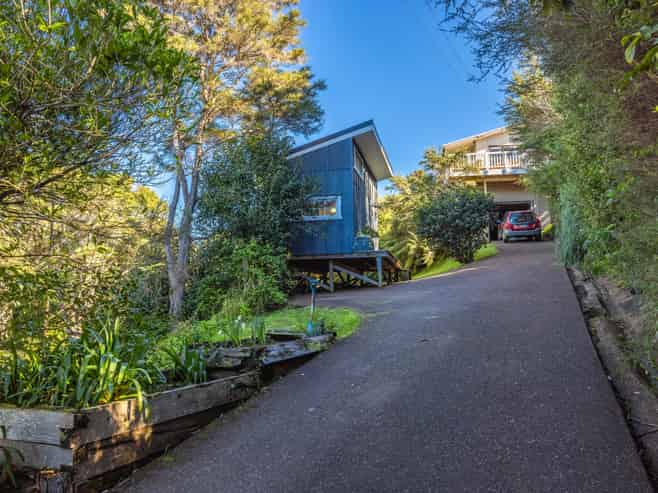 29 Beresford Avenue, Surfdale