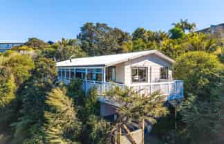 29 Beresford Avenue, Surfdale