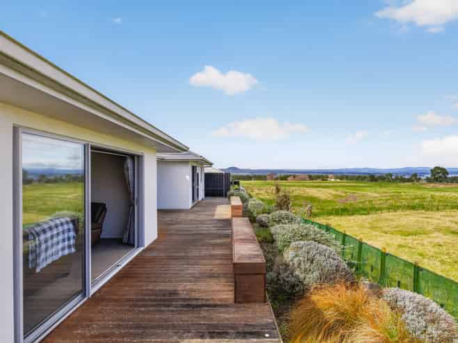 19 Mayfly Grove, Nukuhau